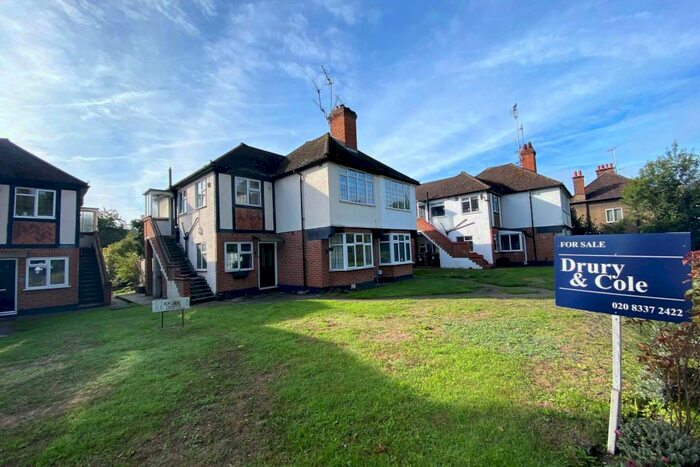 2 Bedroom Maisonette To Rent In Ewell Road, Cheam, SM3