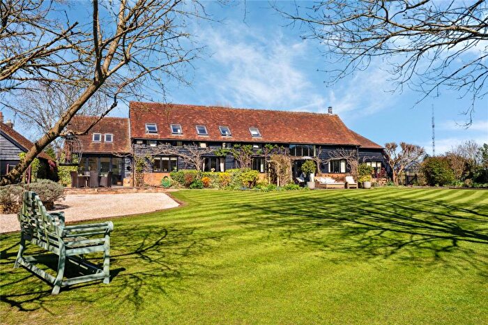 5 Bedroom Detached House For Sale In Hyde Lane, Nash Mills, Hemel Hempstead, Hertfordshire, HP3