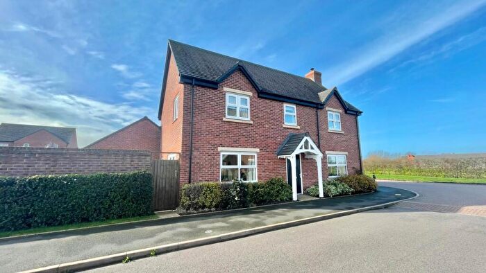 4 Bedroom Detached House For Sale In Walnut Walk, Lower Quinton, Stratford-upon-Avon, CV37