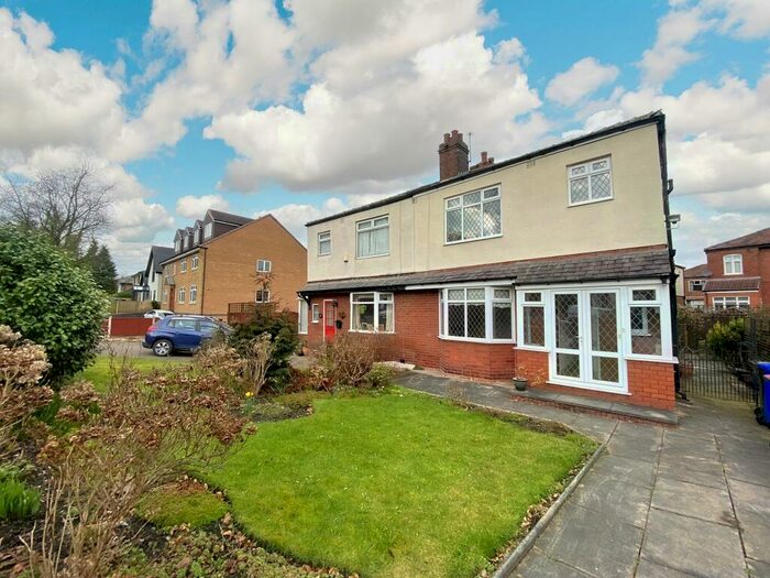 3 Bedroom Semi-Detached House To Rent In Worsley Road, Swinton, M27