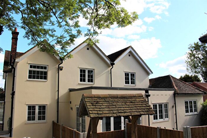 Flat To Rent In Main Road, Margaretting, CM4