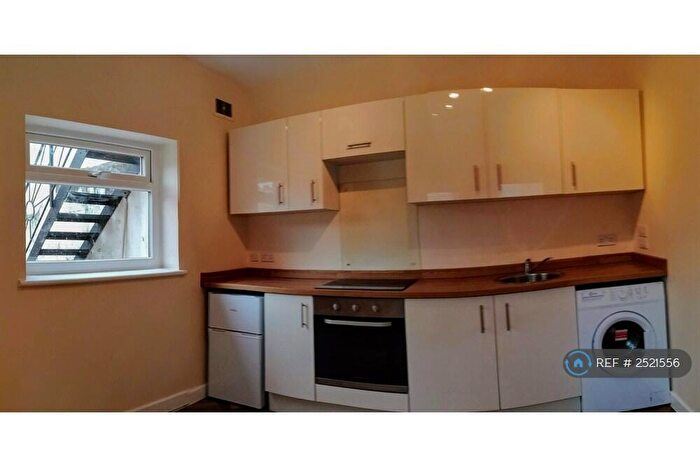 Studio To Rent In North Street, Southville, Bristol, BS3