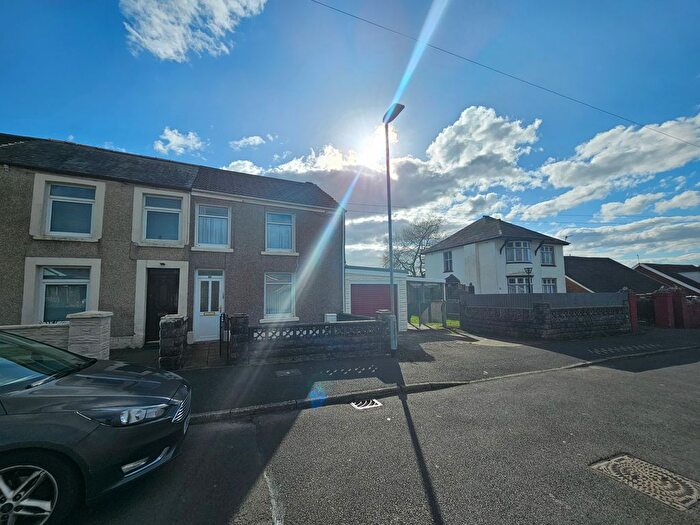 3 Bedroom Semi-Detached House To Rent In Weig Fach Lane, Swansea, SA5