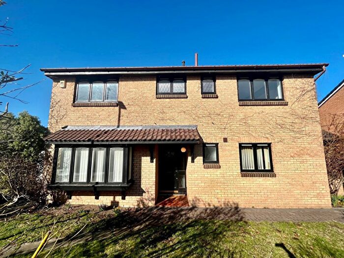 4 Bedroom Property To Rent In Cornwell Court, Newcastle Upon Tyne, NE3