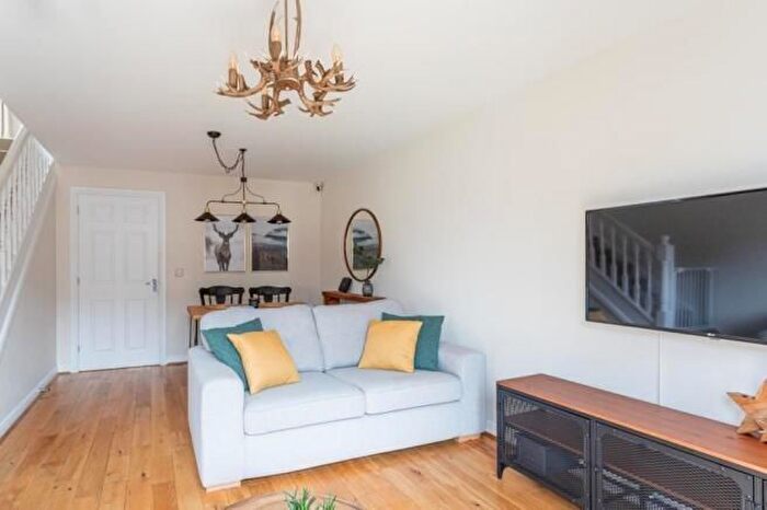 2 Bedroom Terraced House To Rent In Woodcote Grove Road, Coulsdon, CR5