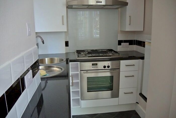 Studio To Rent In Sackville Road, Hove, BN3