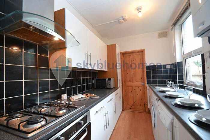 4 Bedroom Terraced House To Rent In Filbert Street, Leicester, LE2