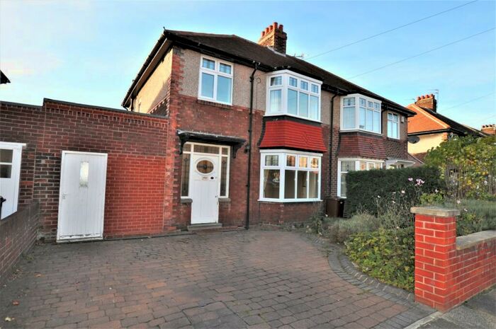 3 Bedroom Semi-Detached House To Rent In Beatty Avenue, Newcastle Upon Tyne, NE2