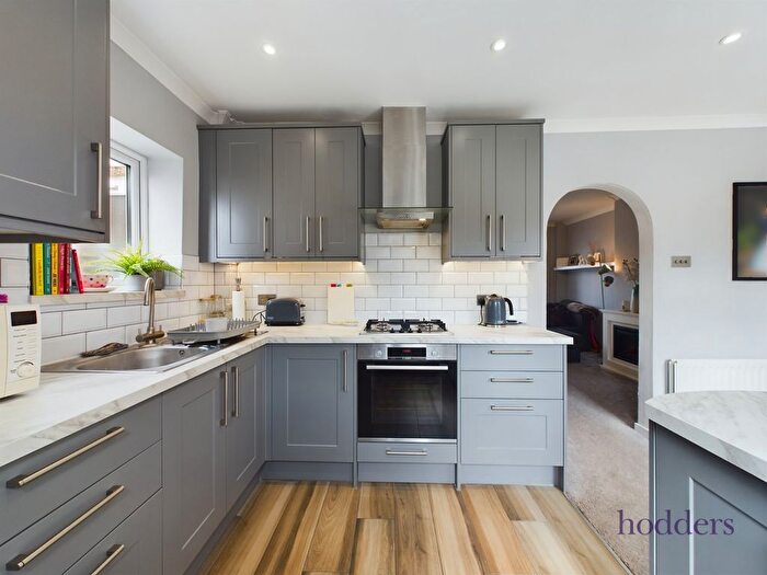 2 Bedroom End Of Terrace House To Rent In Caillard Road, Byfleet, West Byfleet, Surrey, KT14