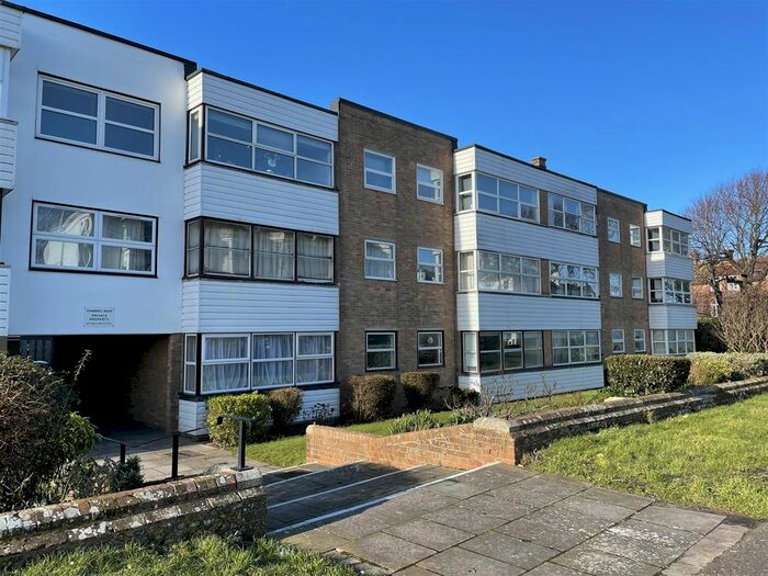 2 Bedroom Flat To Rent In Channel Keep, St. Augustine Road, Littlehampton, BN17