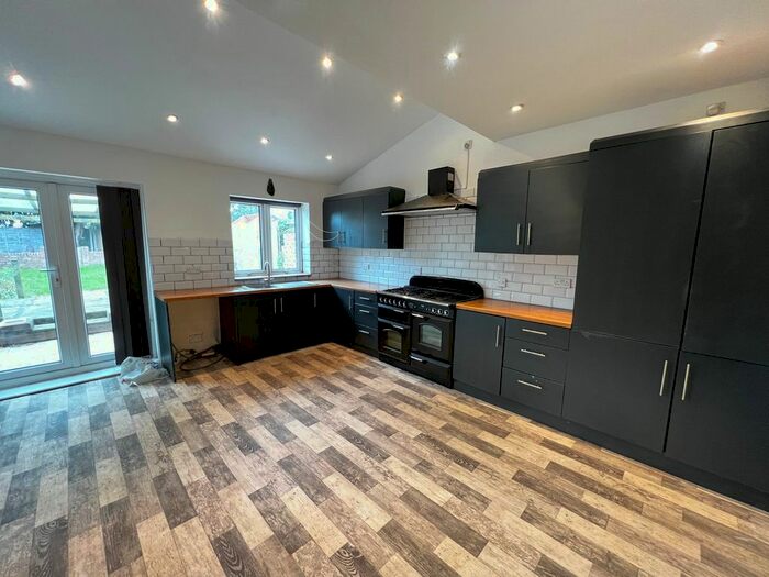 3 Bedroom Semi-Detached House To Rent In Hilston Avenue, Penn, Wolverhampton, WV4