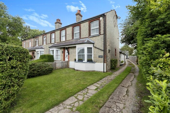 3 Bedroom End Of Terrace House For Sale In Coronation Row, Reed, Royston, SG8