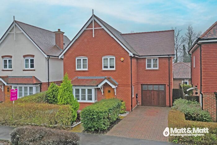 4 Bedroom Detached House For Sale In Wheeler Avenue, Wokingham, Berkshire, RG40