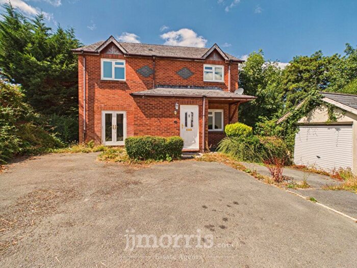 4 Bedroom Detached House For Sale In Tudor Gardens, Merlins Bridge, SA61