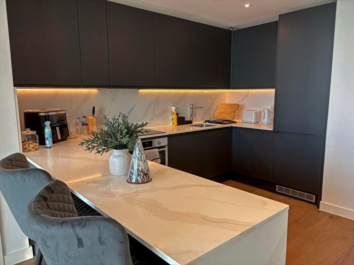 2 Bedroom Apartment For Sale In Viadux, Manchester, M1