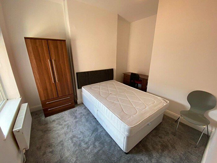 1 Bedroom Terraced House To Rent In Pembroke Street, Salford, Greater Manchester, M6