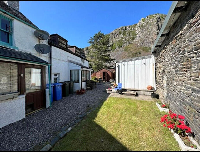 2 Bedroom Cottage For Sale In The Old Inn Cottage, Easdale, Oban, PA34