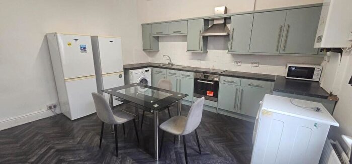 4 Bedroom Terraced House To Rent In Harold Road, Leeds, West Yorkshire, LS6