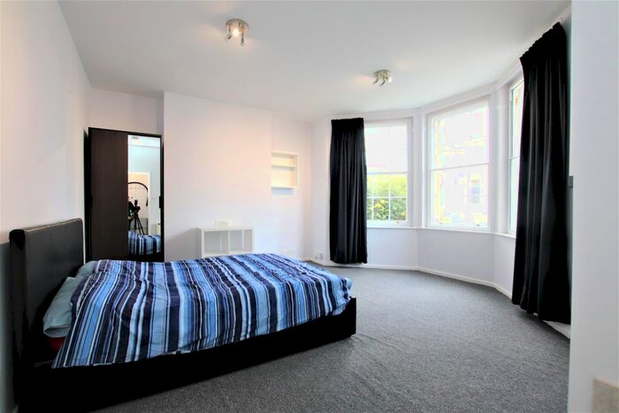 1 Bedroom Flat To Rent In Lower Oldfield Park, Bath BA2