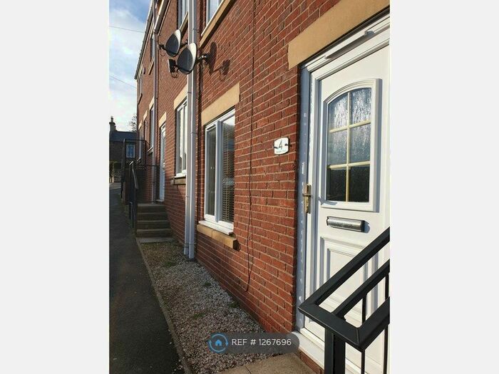 2 Bedroom Terraced House To Rent In Plantation Court, Greenside, Ryton NE40