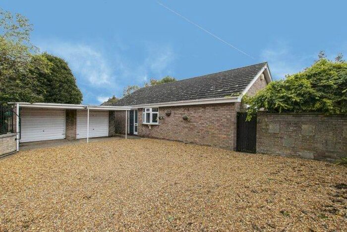 4 Bedroom Bungalow To Rent In Straight Furlong, Ely CB6