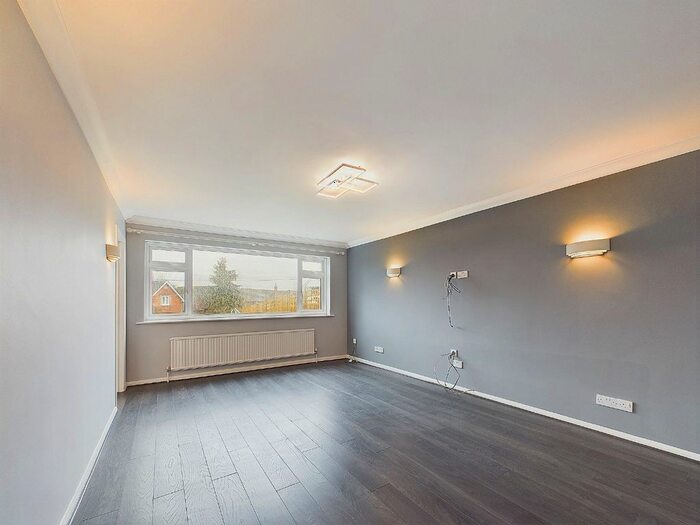 4 Bedroom Detached Bungalow To Rent In Church Lane, Trottiscliffe, West Malling, Kent, ME19