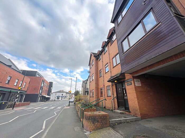 2 Bedroom Apartment To Rent In Alexandra Court, Cardiff, CF11