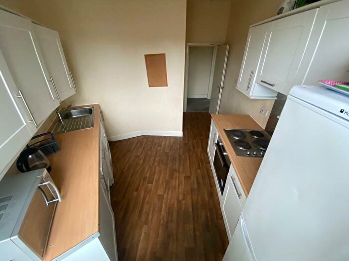 5 Bedroom Flat To Rent In Haymarket Terrace, West End, Edinburgh, EH12