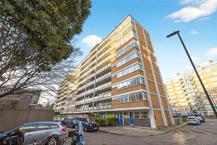 2 Bedroom Flat To Rent In Chippendale House, Churchill Gardens, London, SW1V