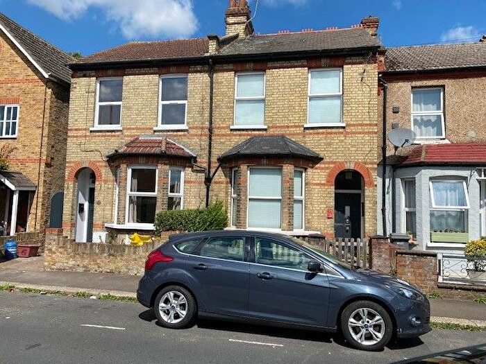 4 Bedroom End Of Terrace House To Rent In Ivy Road, Hounslow, TW3
