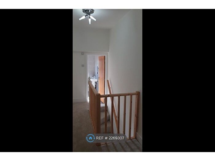 3 Bedroom Terraced House To Rent In Albany Road, London, N18