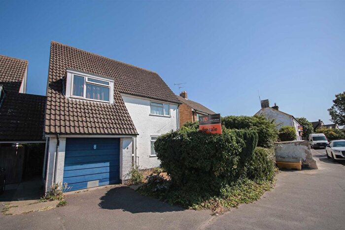 3 Bedroom Link Detached House For Sale In North Street, Burwell, Cambridge, CB25