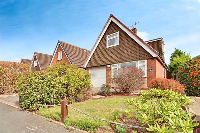 3 Bedroom Semi-detached Bungalow For Sale In The Bridle Path, Madeley, Crewe, CW3