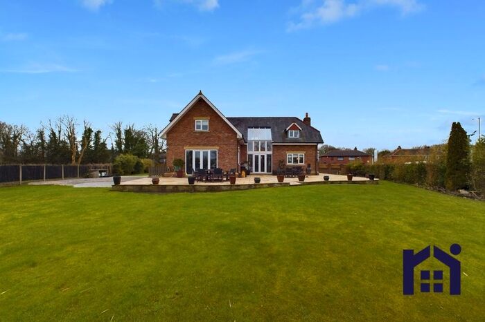 4 Bedroom Detached House For Sale In Southport Road, Eccleston, PR7