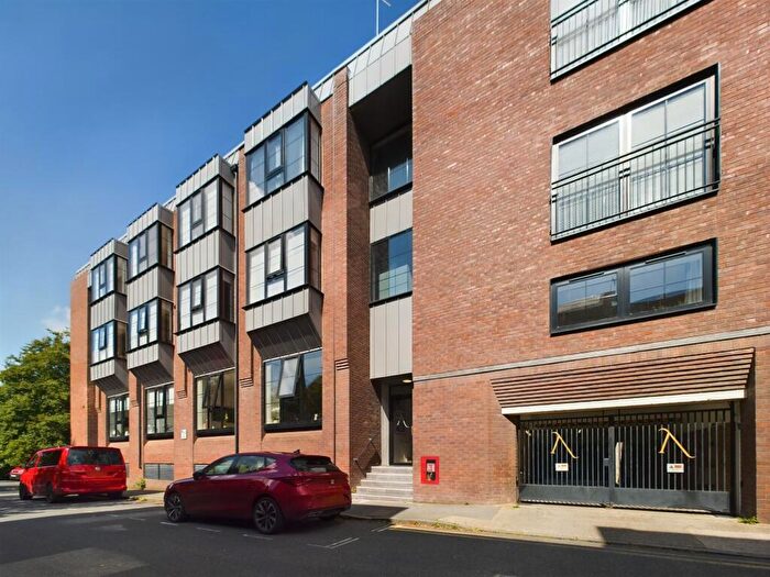 2 Bedroom Flat For Sale In Cuppin Street, Chester, CH1