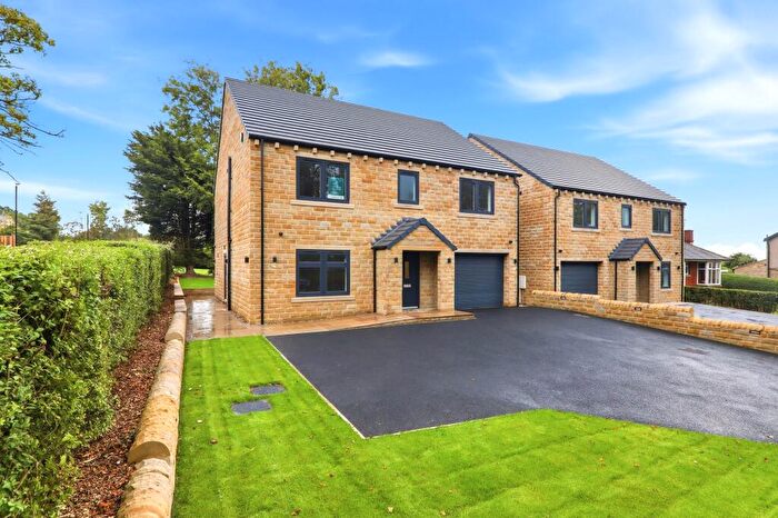 5 Bedroom Detached House For Sale In Bradford Road, Birkenshaw, BD11