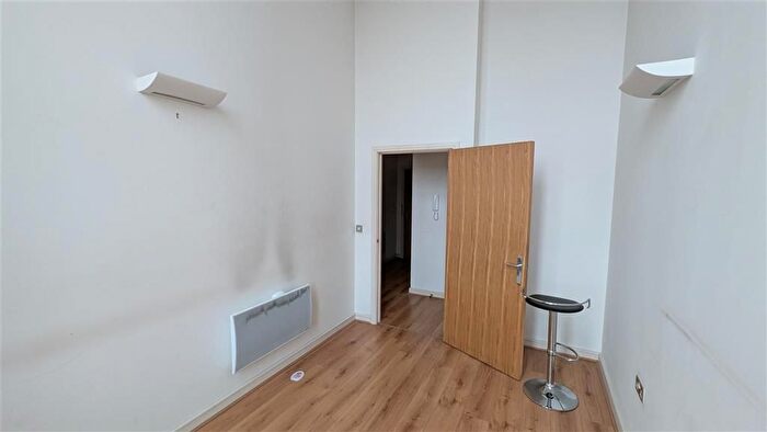 1 Bedroom Flat For Sale In Heritage Way, Wigan, WN3