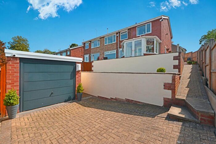 4 Bedroom Semi-Detached House For Sale In Kenmore Way, Cleckheaton, West Yorkshire, BD19