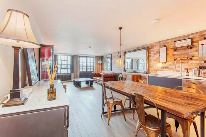 1 Bedroom Flat To Rent In Wapping Wall, London, E1W