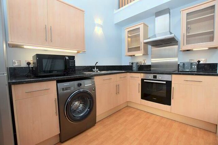 2 Bedroom Apartment To Rent In Cornish House Block A, Adelaide Lane, S3