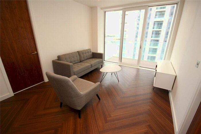 2 Bedroom Flat To Rent In Blue, Media City Uk, Salford, M50