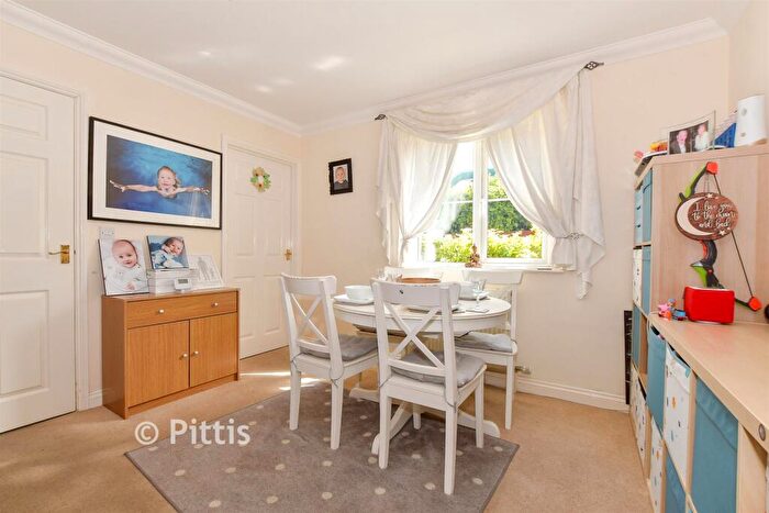4 Bedroom Detached House For Sale In Tamar Close, Sandown, Isle Of Wight, PO36