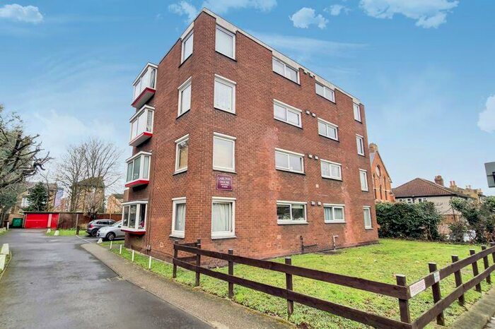 1 Bedroom Flat To Rent In Clyde Road, Addiscombe, CR0