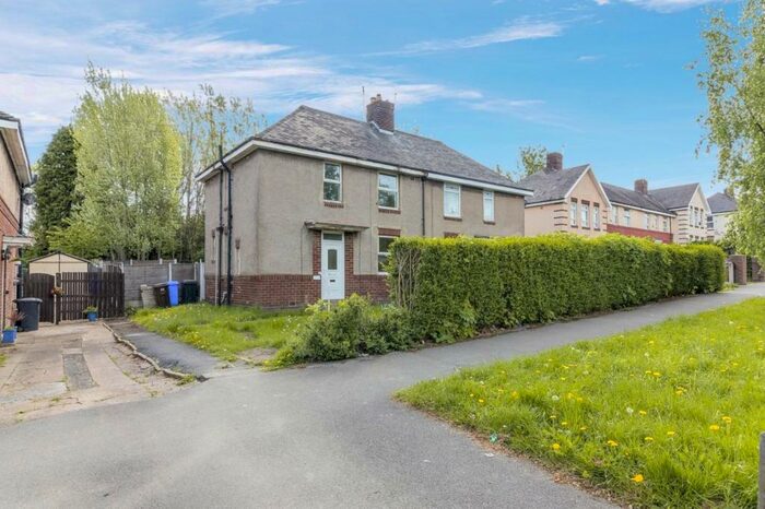 3 Bedroom Semi-Detached House To Rent In Hartley Brook Road, Sheffield, South Yorkshire, S5