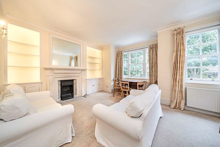 2 Bedroom Flat To Rent In Micklethwaite Road, Fulham, SW6