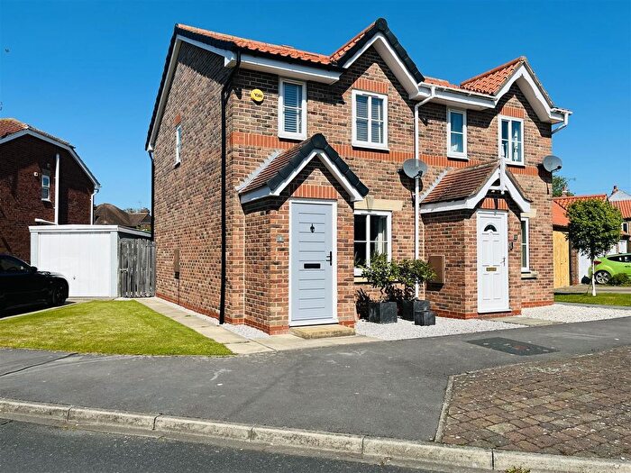 2 Bedroom Semi-Detached House For Sale In The Meadows, Riccall, York, YO19