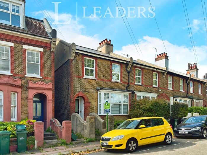 1 Bedroom Flat To Rent In Inwood Crescent, Brighton, BN1