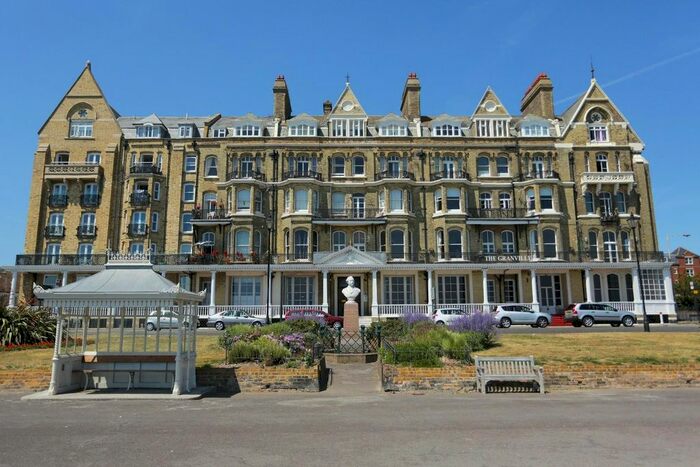 1 Bedroom Flat To Rent In Victoria Parade, Ramsgate, CT11