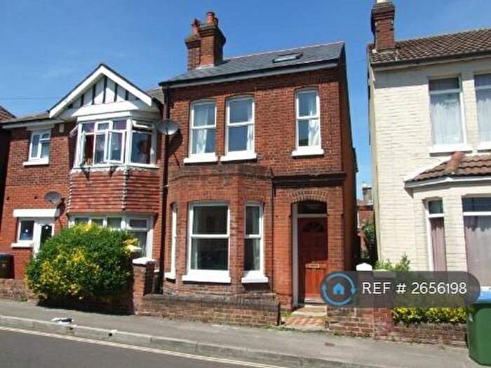 4 Bedroom Terraced House To Rent In Mordaunt Road, Southampton, SO14