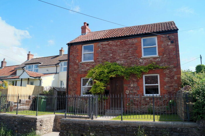3 Bedroom Detached House To Rent In Easton, Wells, BA5
